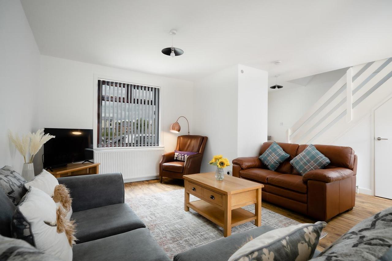 Ness Riverfront Holiday Home - City Centre Інвернесс Екстер'єр фото